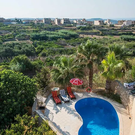 Holiday home 3 Bedroom With Private Pool And Views *