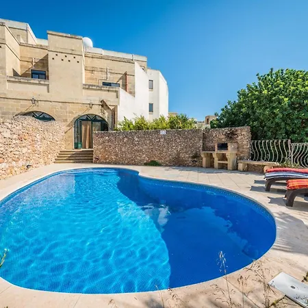 Holiday home 3 Bedroom With Private Pool And Views *