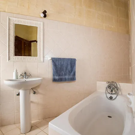 Holiday home 3 Bedroom With Private Pool And Views *